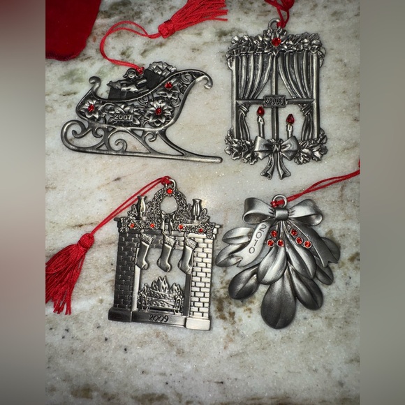 Avon Pewter Christmas Ornaments x 6 - Picture 11 of 14